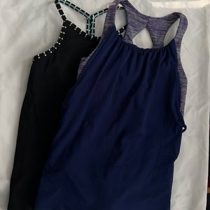 Pack of 2 size 7 Ivivva tanks